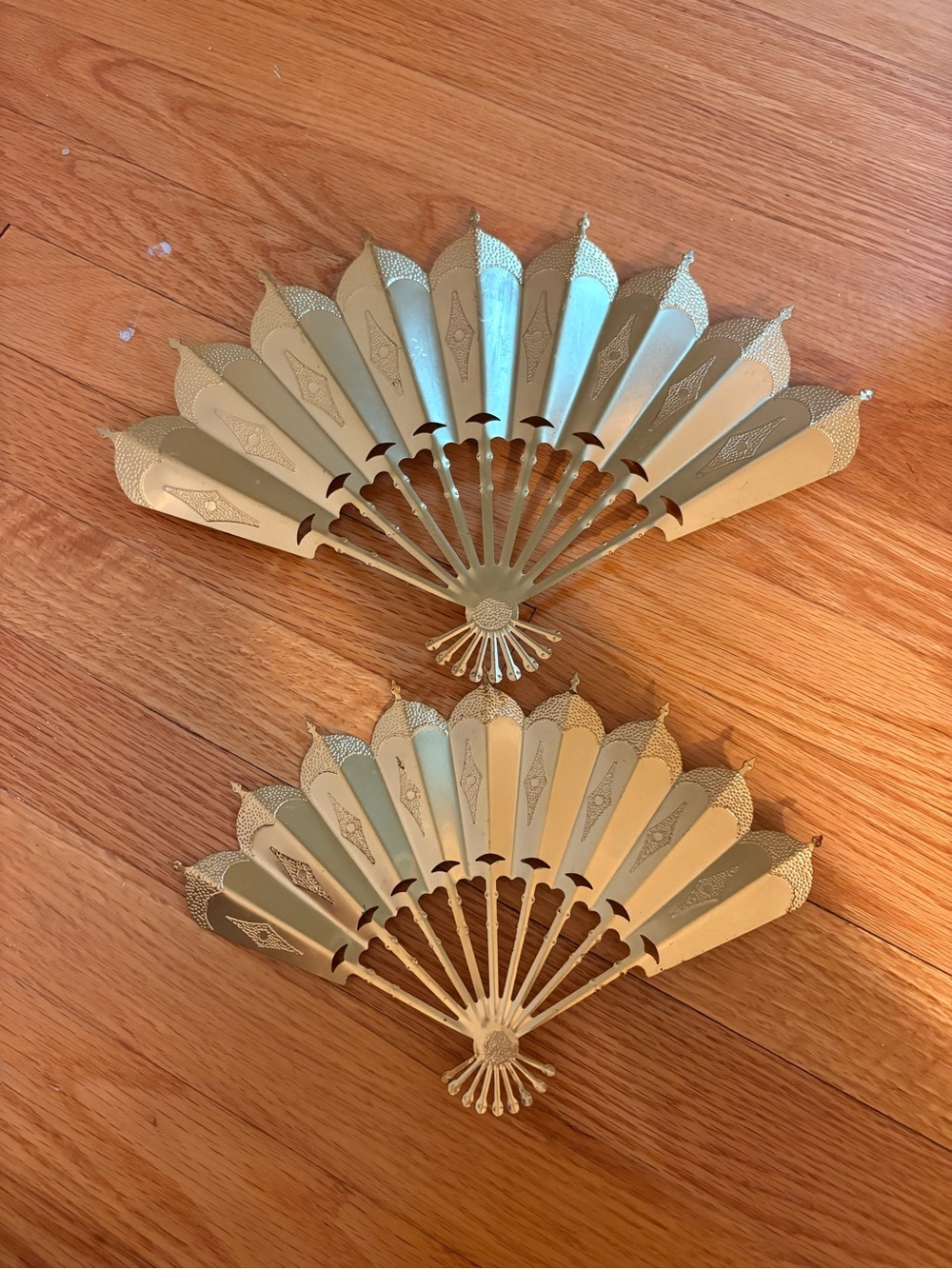 Gold Decorative Fan Wall Accent - Elegant Metal Home Wall Decor